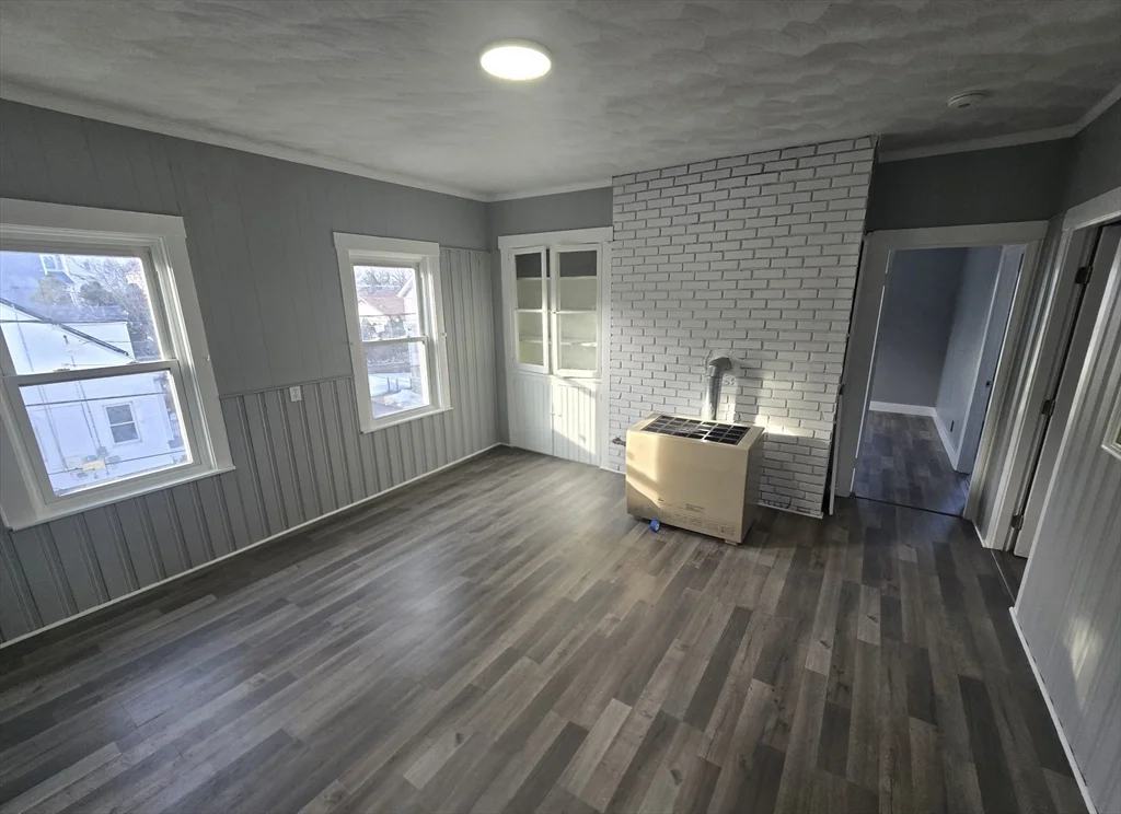 3 bed, 1 bath apartment for rent at 351 Tecumseh St Unit 2, Fall River — photo 17 of 17