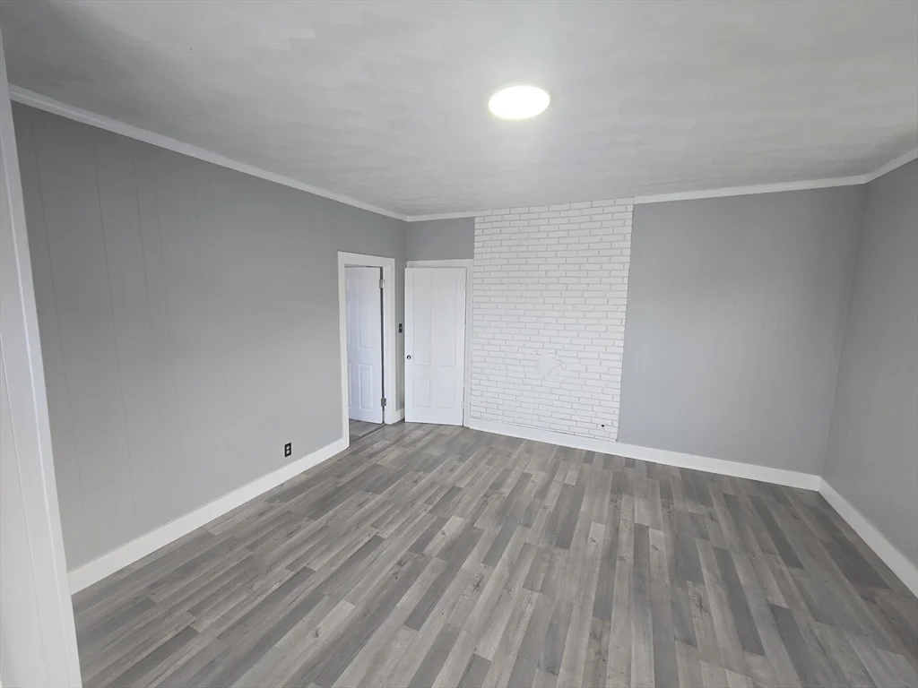 3 bed, 1 bath apartment for rent at 351 Tecumseh St Unit 2, Fall River — photo 14 of 17