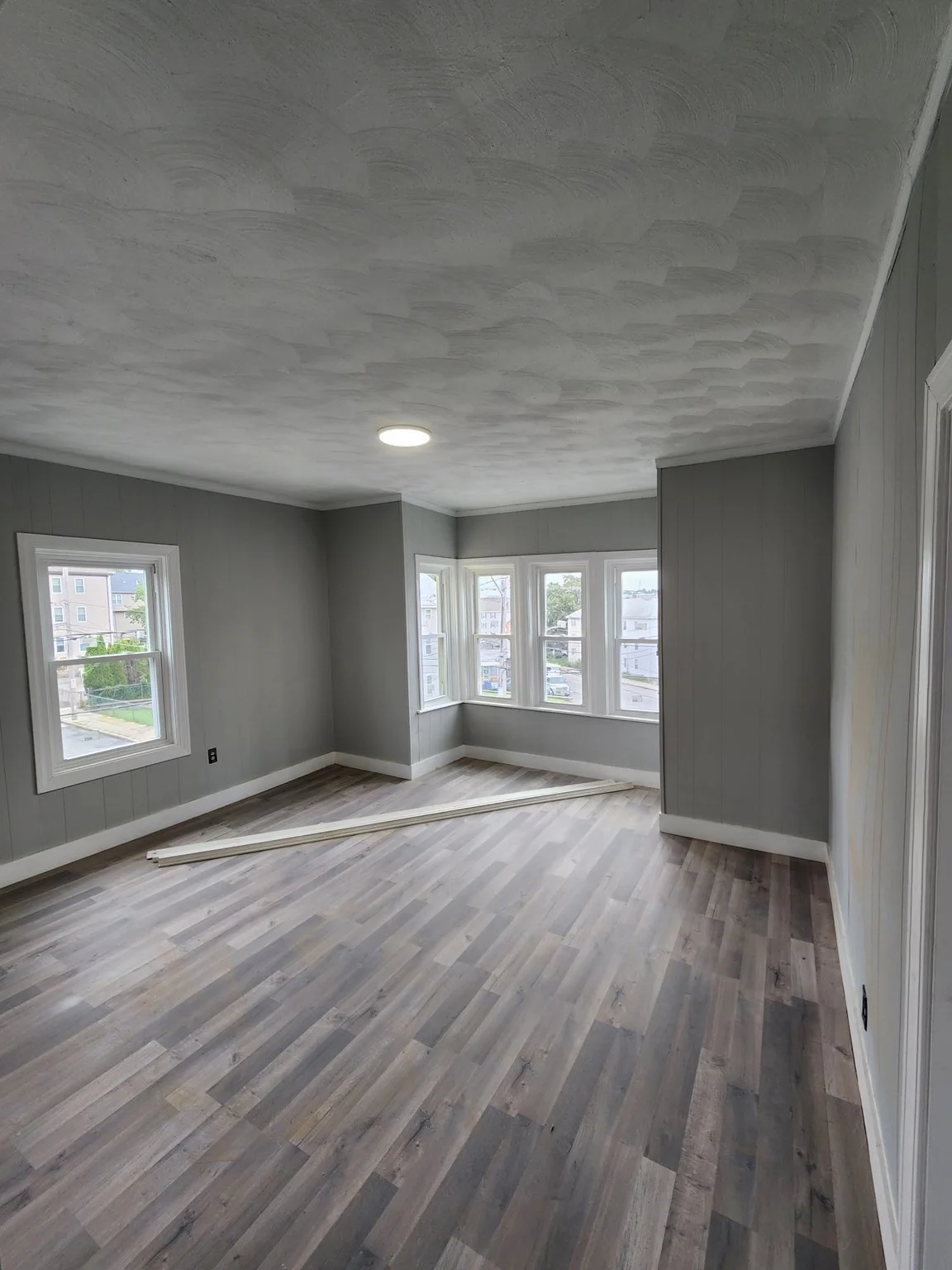 3 bed, 1 bath apartment for rent at 351 Tecumseh St Unit B, Fall River — photo 6 of 11