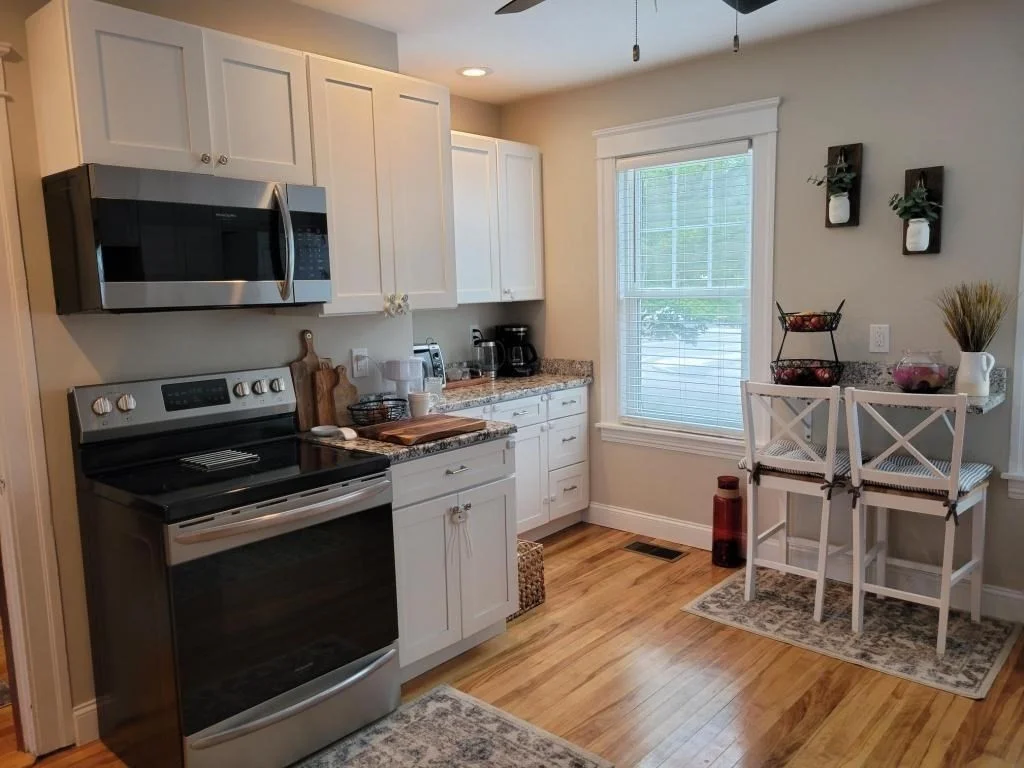 3 bed, 1 bath apartment for rent at 352 Chandler St Unit 1, Worcester — photo 2 of 23