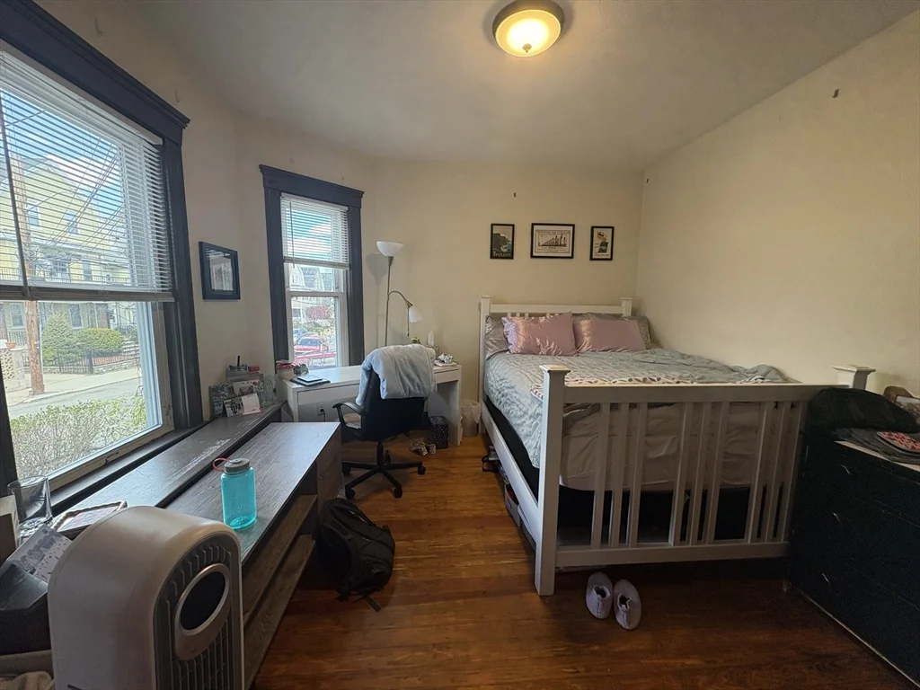 3 bed, 2 bath apartment for rent at 352 Main St Unit 1, Medford — photo 11 of 23