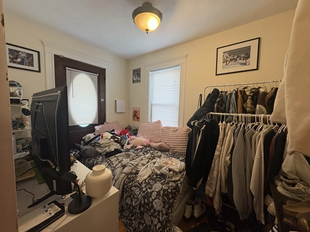 3 bed, 2 bath apartment for rent at 352 Main St Unit 1, Medford — photo 18 of 23