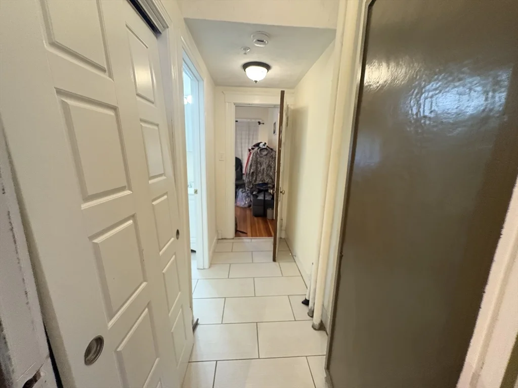 3 bed, 2 bath apartment for rent at 352 Main St Unit 1, Medford — photo 14 of 23