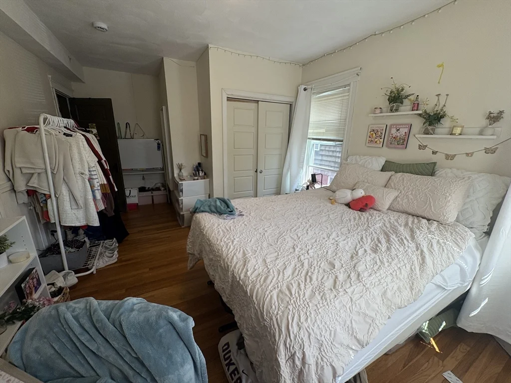 3 bed, 2 bath apartment for rent at 352 Main St Unit 1, Medford — photo 10 of 23