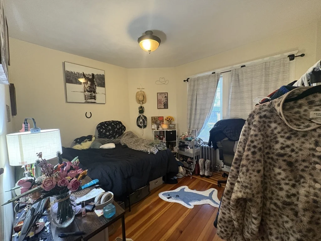 3 bed, 2 bath apartment for rent at 352 Main St Unit 1, Medford — photo 17 of 23