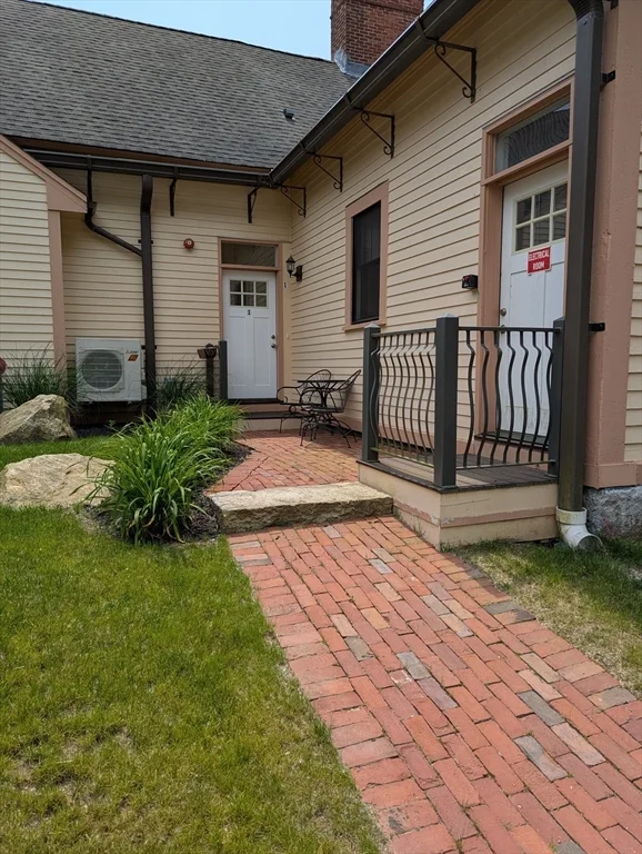 2 bed, 1 bath apartment for rent at 352 Manchaug Rd Unit 1, Sutton — photo 1 of 15