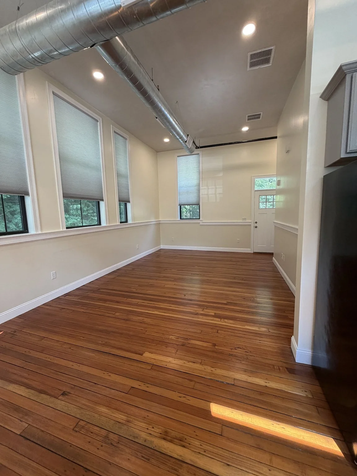 2 bed, 1 bath apartment for rent at 352 Manchaug Rd Unit 2, Sutton — photo 2 of 6