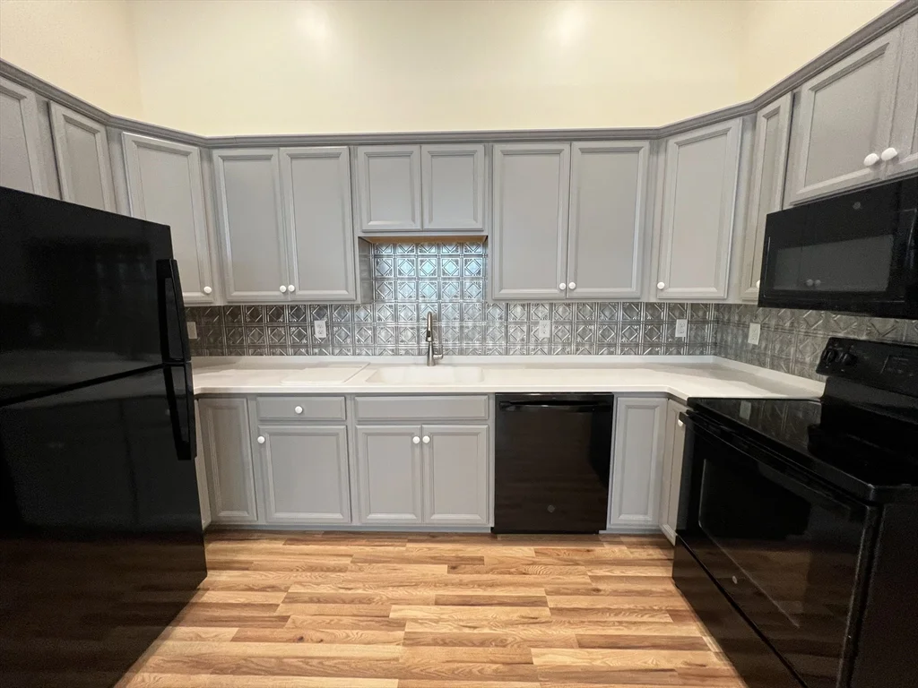 2 bed, 1 bath apartment for rent at 352 Manchaug Rd Unit 3, Sutton — photo 2 of 6