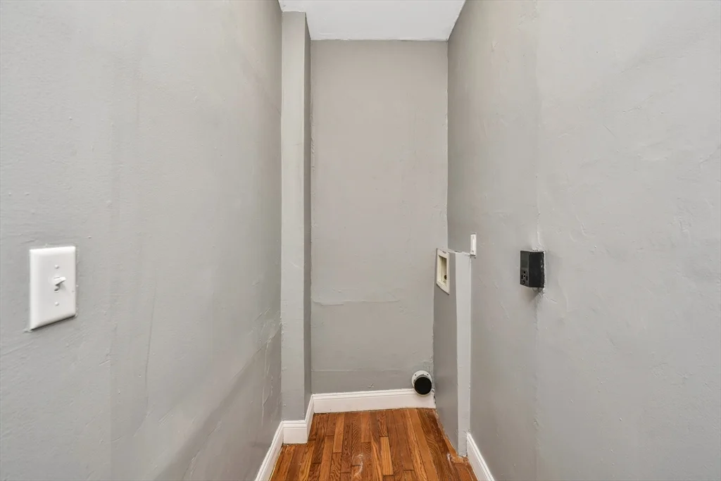 3 bed, 1 bath apartment for rent at 352 Norfolk St Unit 1, Dorchester — photo 15 of 16