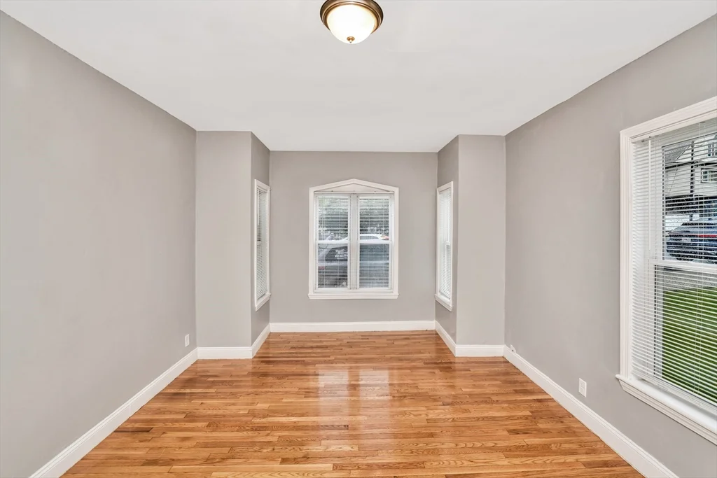 4 bed, 1 bath apartment for rent at 352 Norfolk St Unit 3, Dorchester — photo 12 of 12