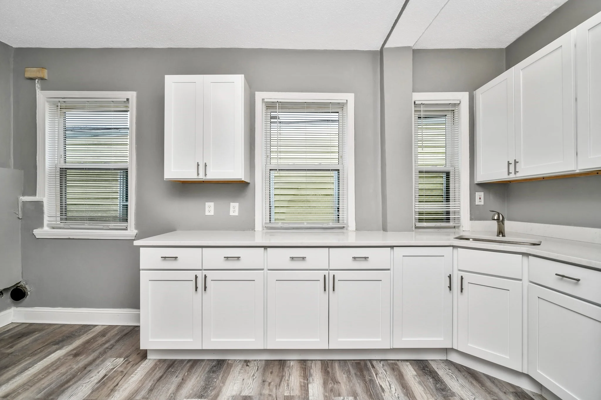 3 bed, 1 bath apartment for rent at 352 Norfolk St Unit 3, Dorchester — photo 10 of 12