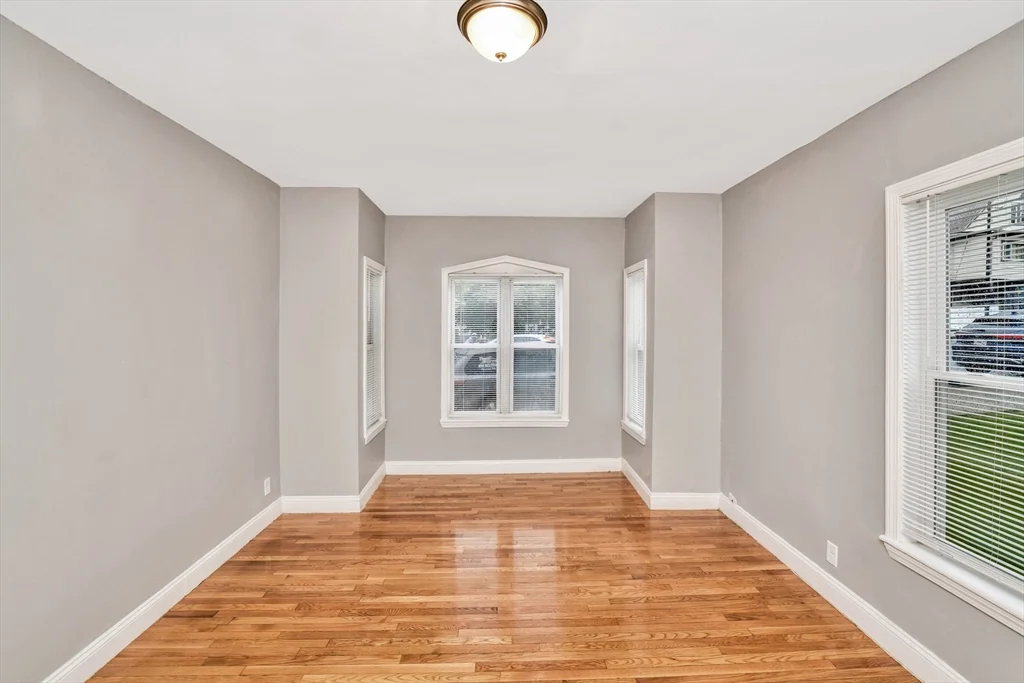 4 bed, 1 bath apartment for rent at 352 Norfolk St Unit 3, Dorchester — photo 13 of 13