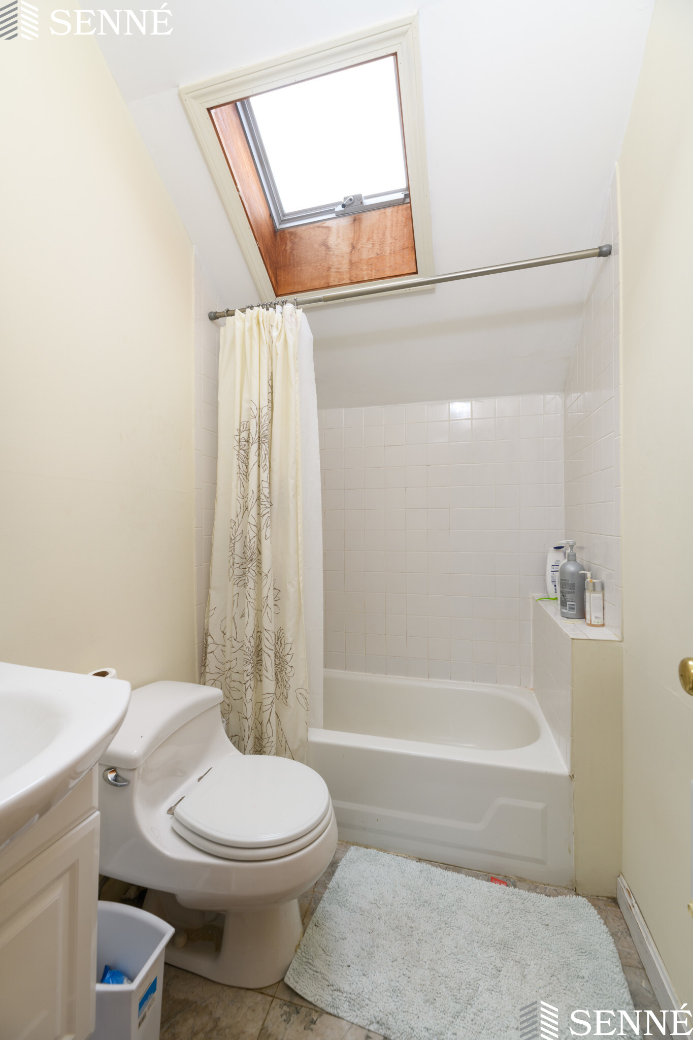 1 bed, 1 bath apartment for rent at 352 Norfolk St Unit 3, Wellington-Harrington — photo 5 of 7