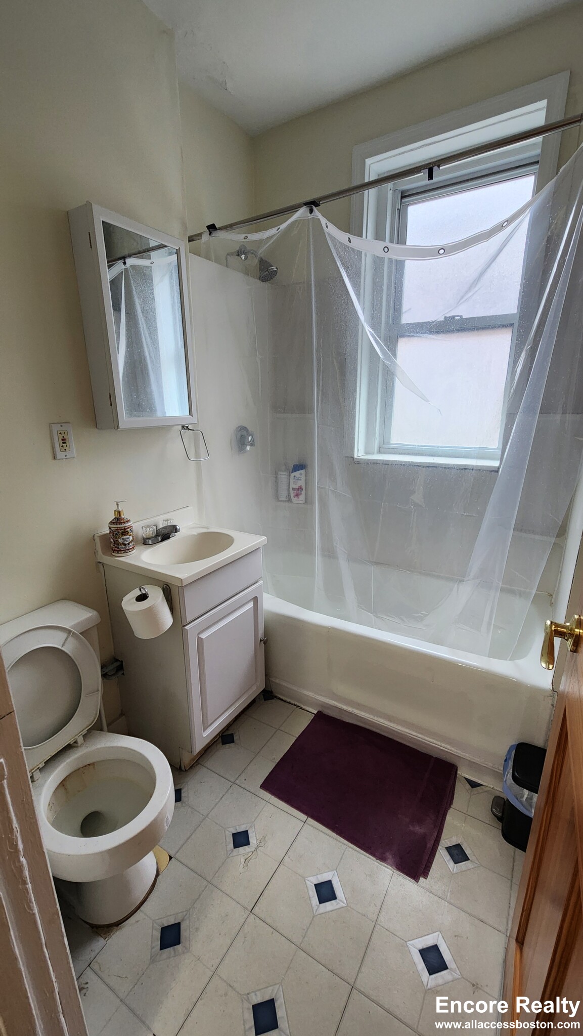 Studio bed, 1 bath apartment for rent at 352 Riverway Unit 11, Mission Hill — photo 7 of 13