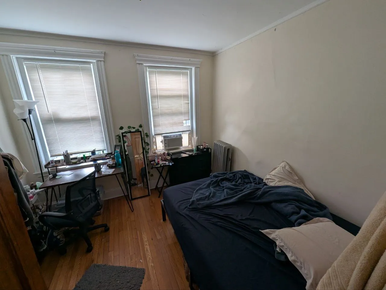 2 bed, 1 bath apartment for rent at 352 Riverway Unit 14, Mission Hill — photo 5 of 10