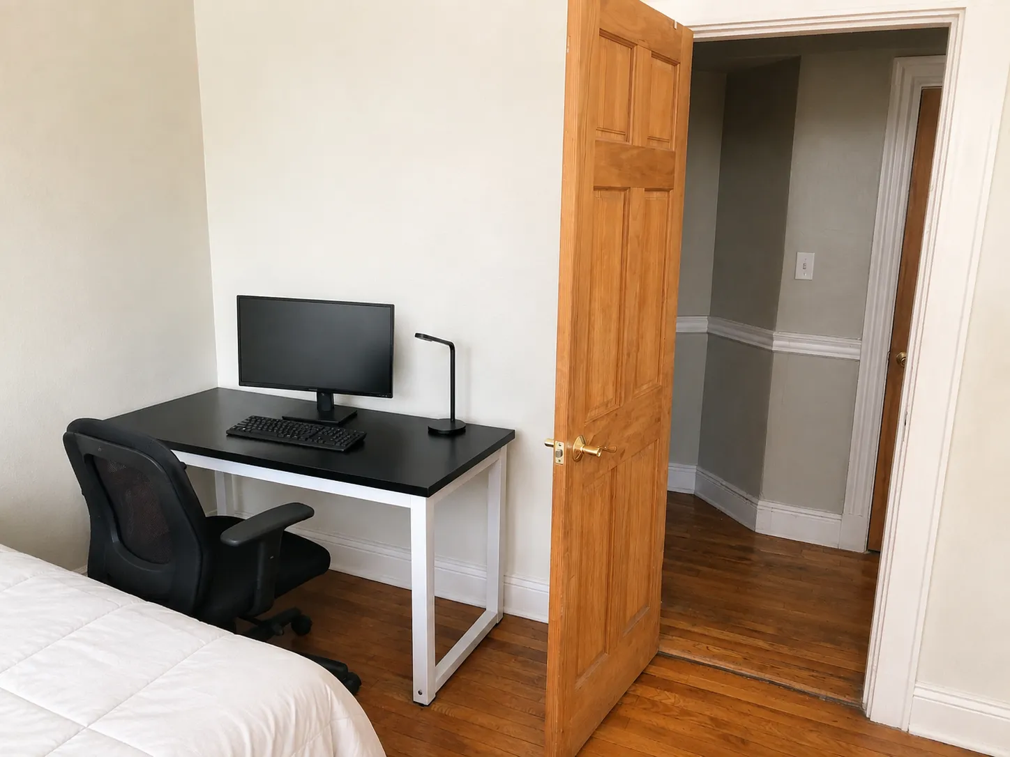 3 bed, 1 bath apartment for rent at 352 Riverway Unit 2, Mission Hill — photo 9 of 10