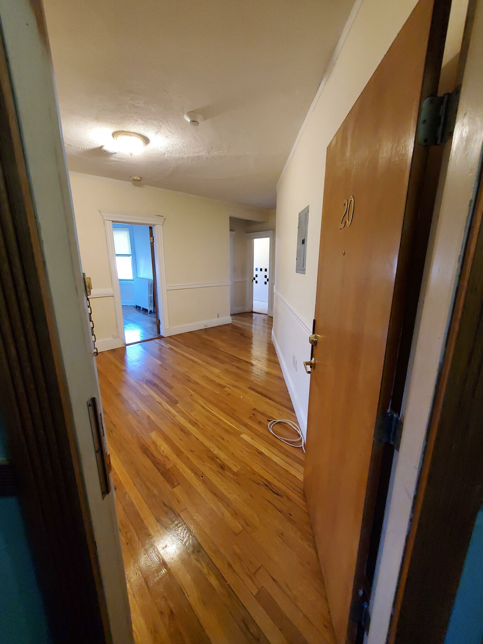 2 bed, 1 bath apartment for rent at 352 Riverway Unit 20, Mission Hill — photo 8 of 10