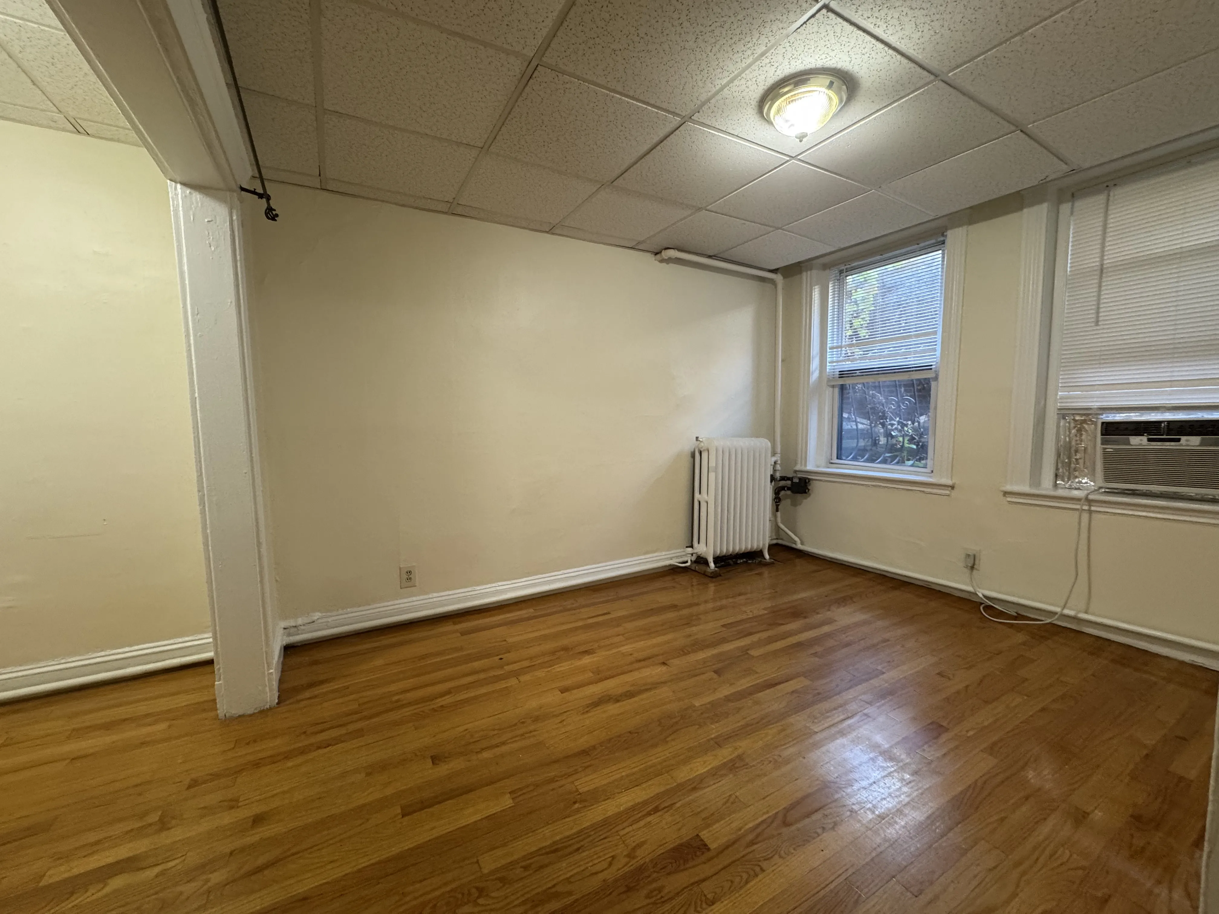 2 bed, 1 bath apartment for rent at 352 Riverway Unit 352-1A, Mission Hill — photo 10 of 12