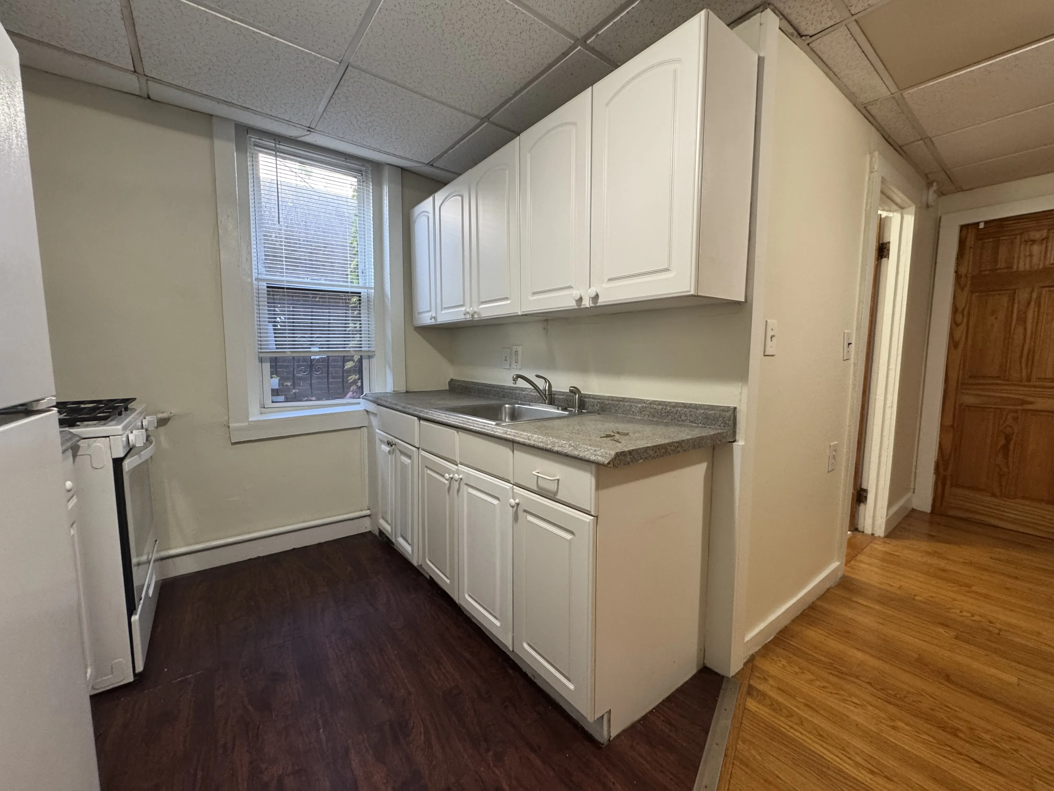 2 bed, 1 bath apartment for rent at 352 Riverway Unit 352-1A, Mission Hill — photo 2 of 12