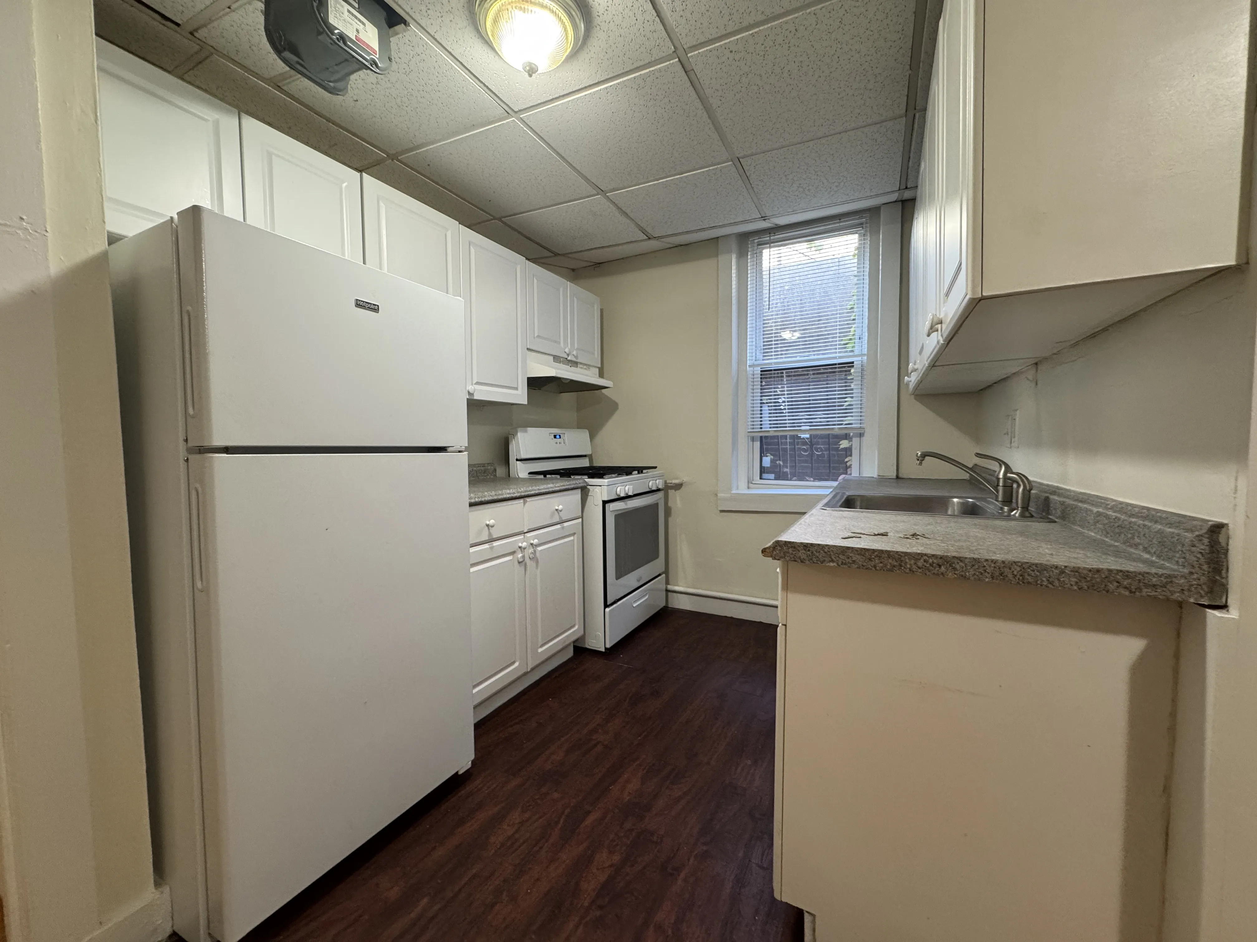 2 bed, 1 bath apartment for rent at 352 Riverway Unit 352-1A, Mission Hill
