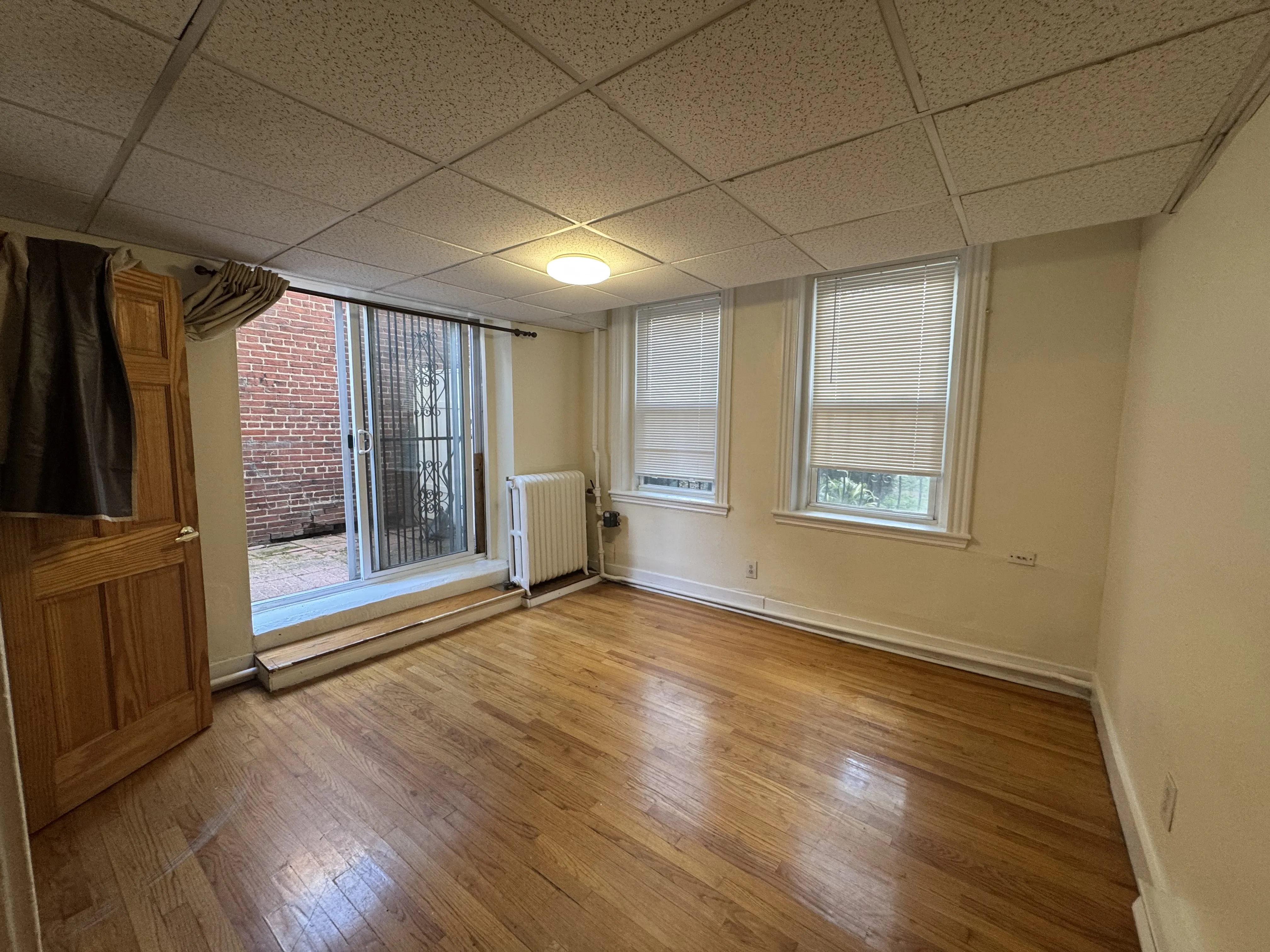 2 bed, 1 bath apartment for rent at 352 Riverway Unit 352-1A, Mission Hill — photo 6 of 12