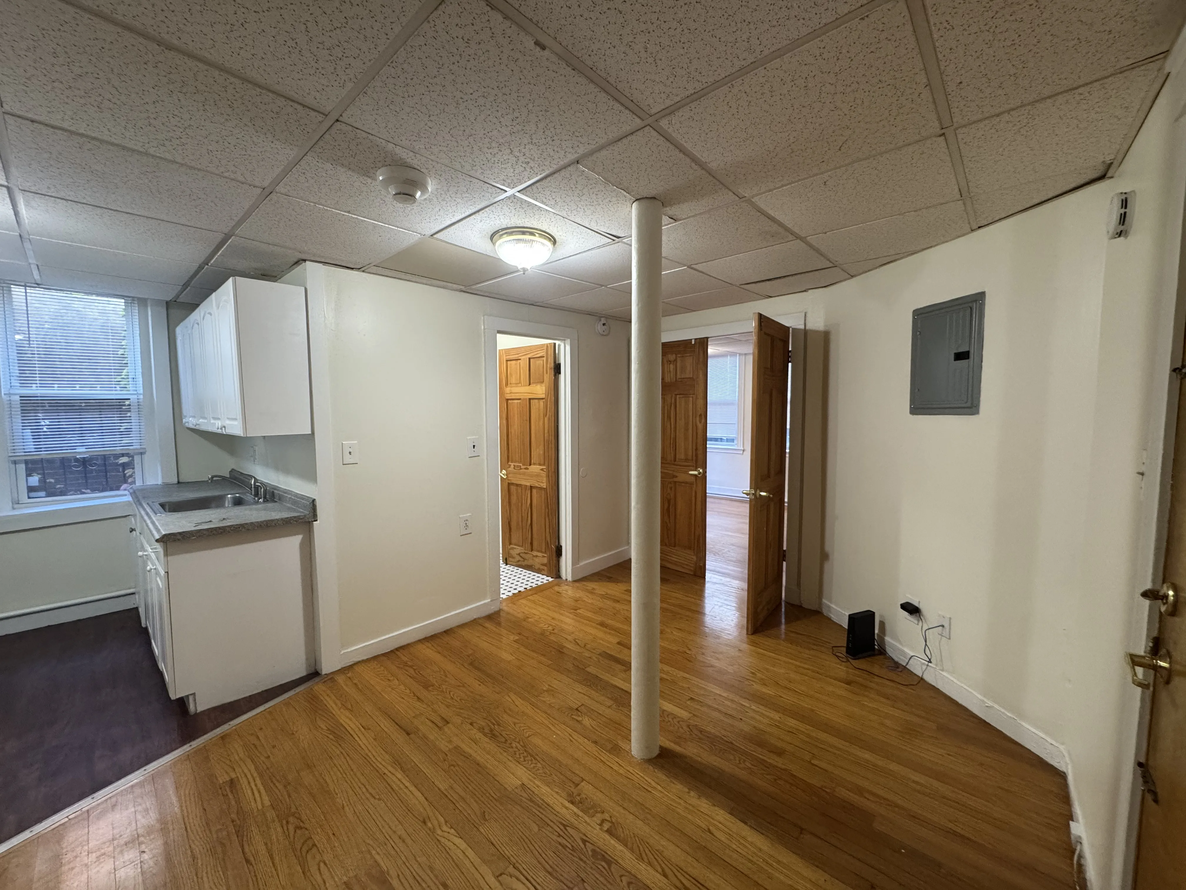 2 bed, 1 bath apartment for rent at 352 Riverway Unit 352-1A, Mission Hill — photo 4 of 12