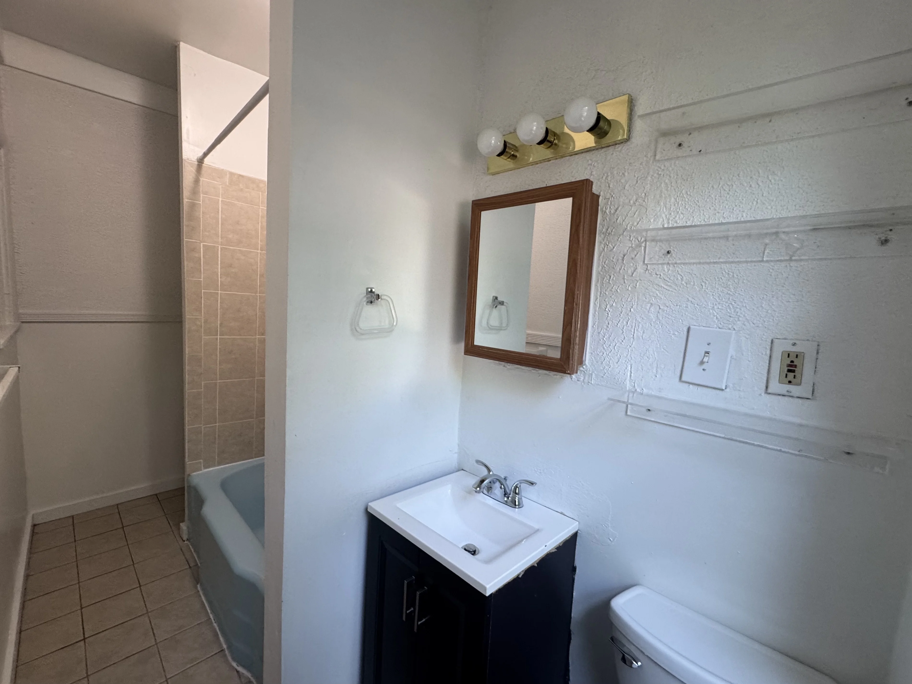 2 bed, 1 bath apartment for rent at 352 Riverway Unit 4, Mission Hill — photo 9 of 9