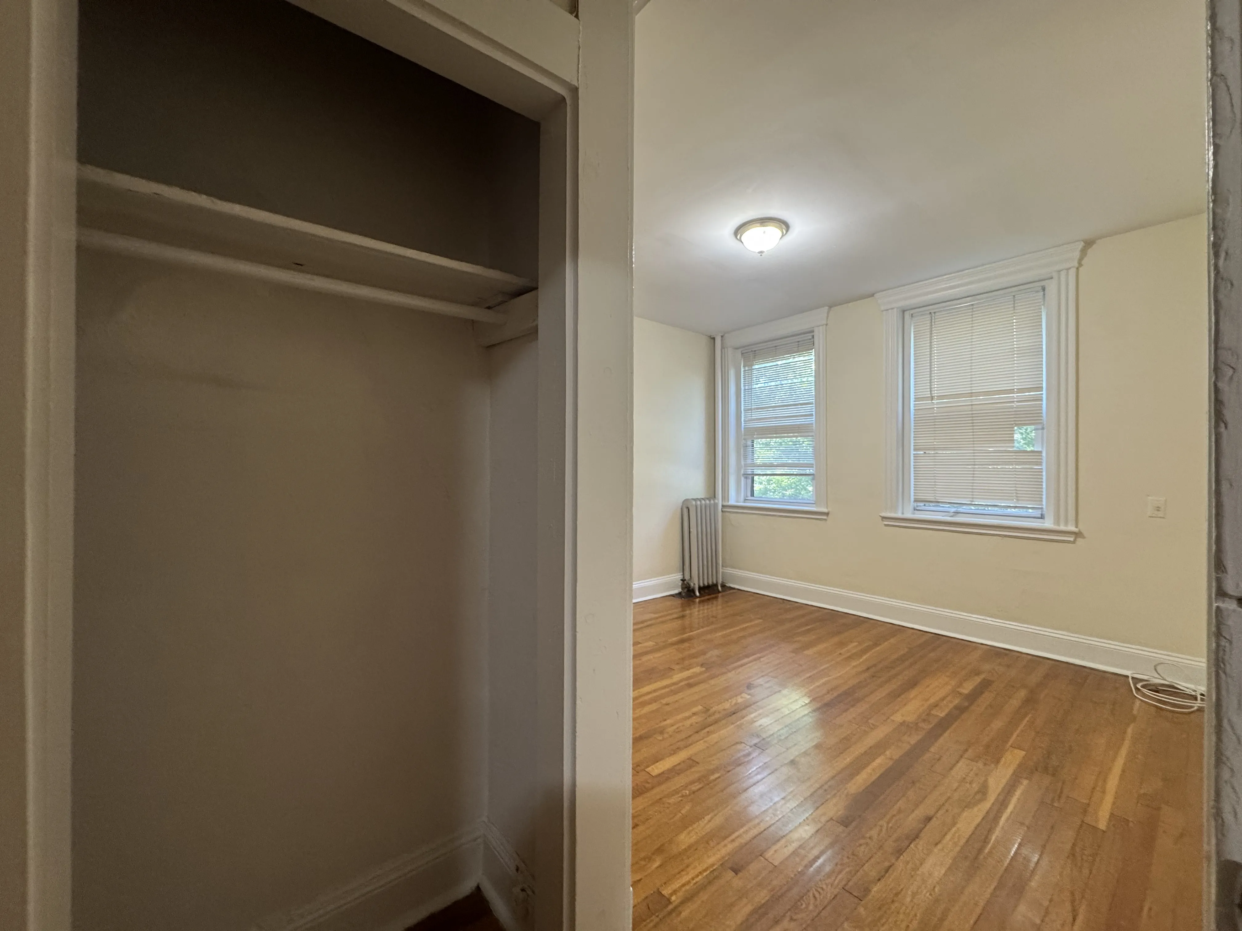 2 bed, 1 bath apartment for rent at 352 Riverway Unit 4, Mission Hill — photo 4 of 9