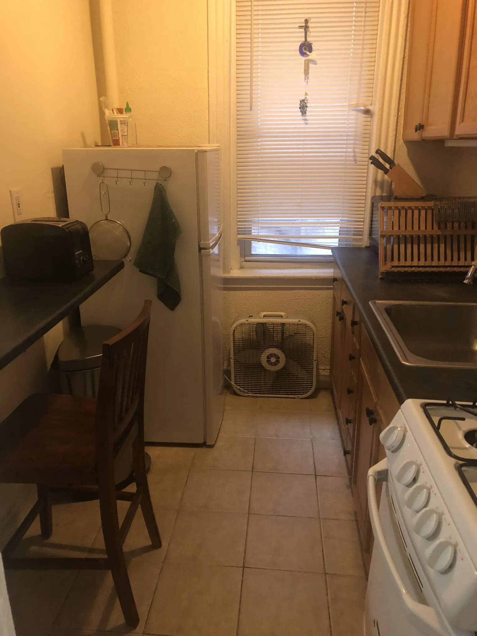Studio bed, 1 bath apartment for rent at 352 Riverway Unit 7, Mission Hill
