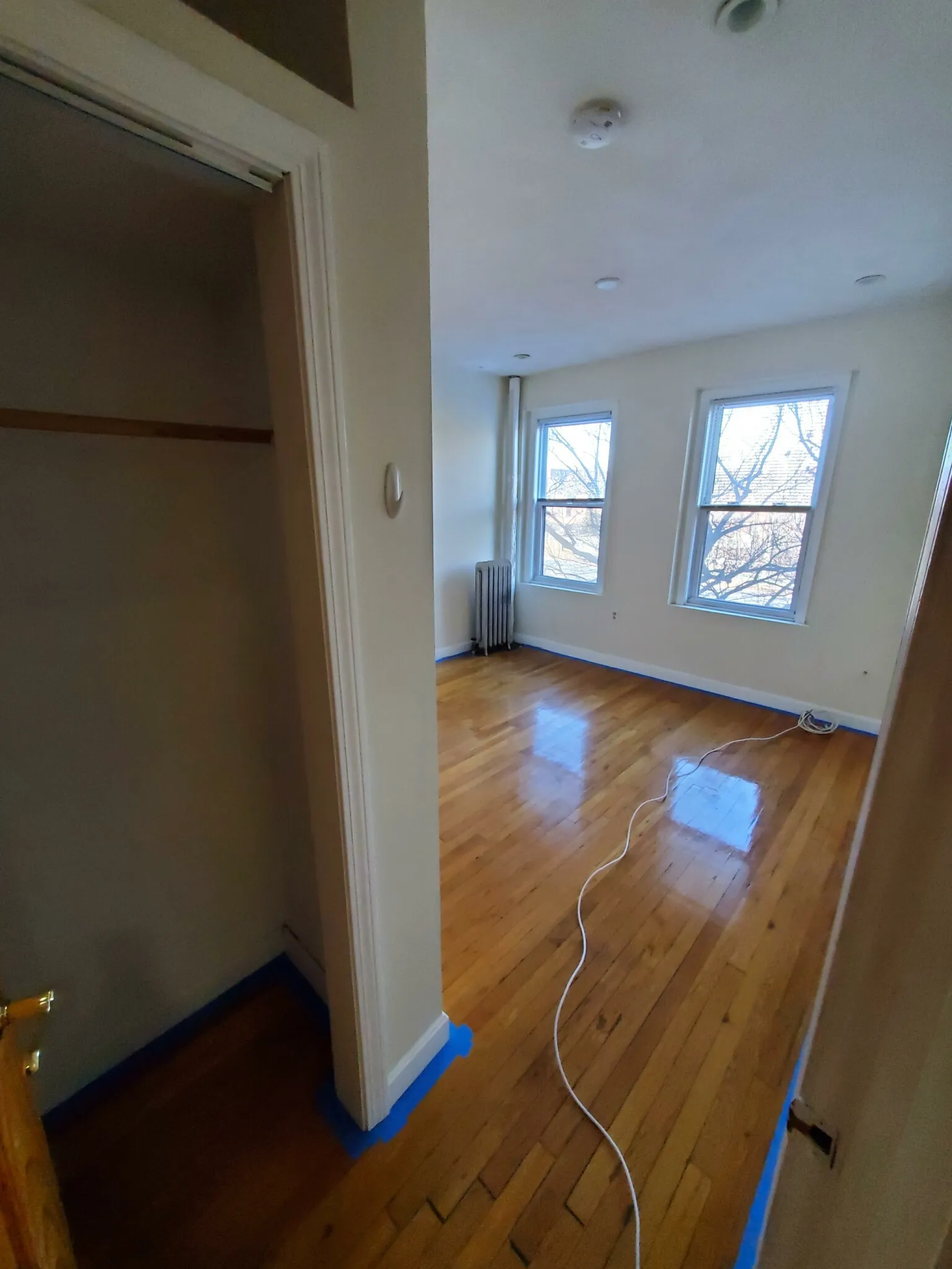 2 bed, 1 bath apartment for rent at 352 Riverway Unit 9, Mission Hill — photo 5 of 7