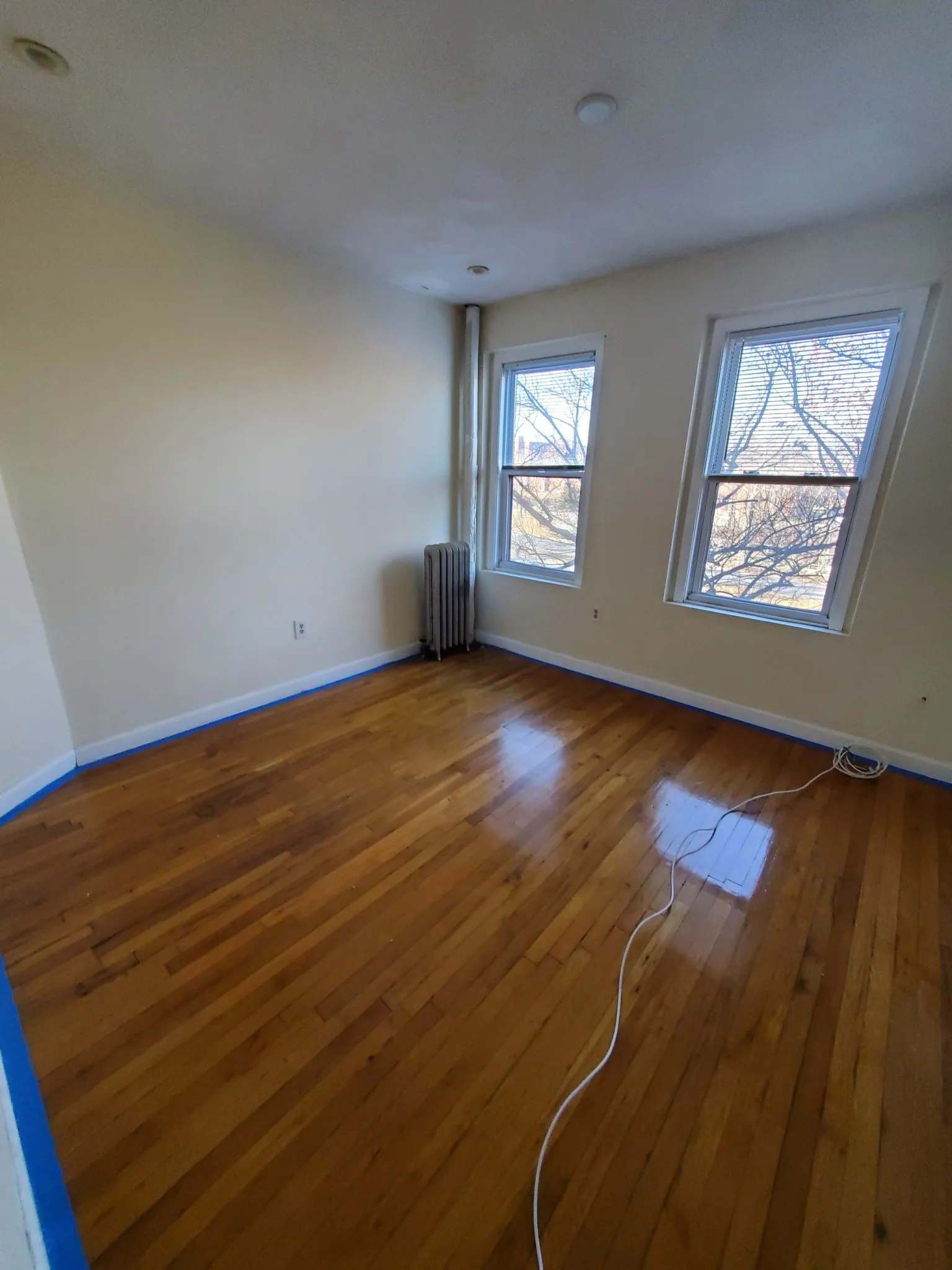 2 bed, 1 bath apartment for rent at 352 Riverway Unit 9, Mission Hill — photo 4 of 7