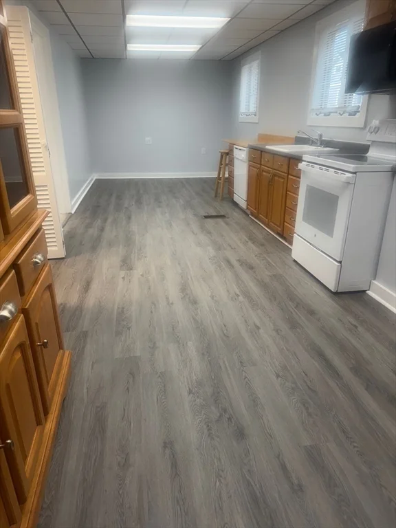 2 bed, 1 bath apartment for rent at 353 Cabot Unit 1, Beverly — photo 7 of 18