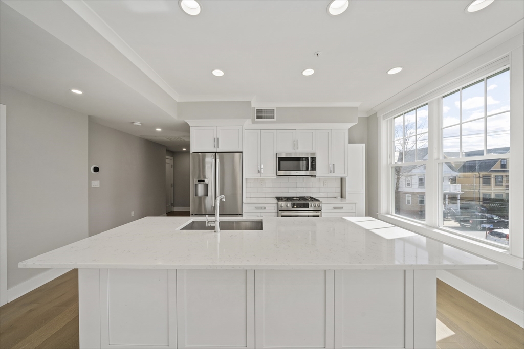 2 bed, 1 bath apartment for rent at 353 Summer St Unit 201, Davis Square — photo 5 of 38