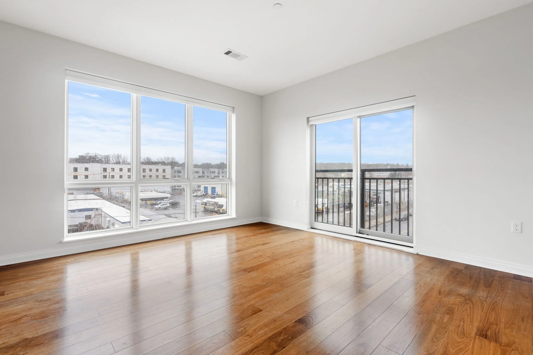 3 bed, 2 bath apartment for rent at 3531 Washington St Unit 327, Jamaica Plain — photo 13 of 33