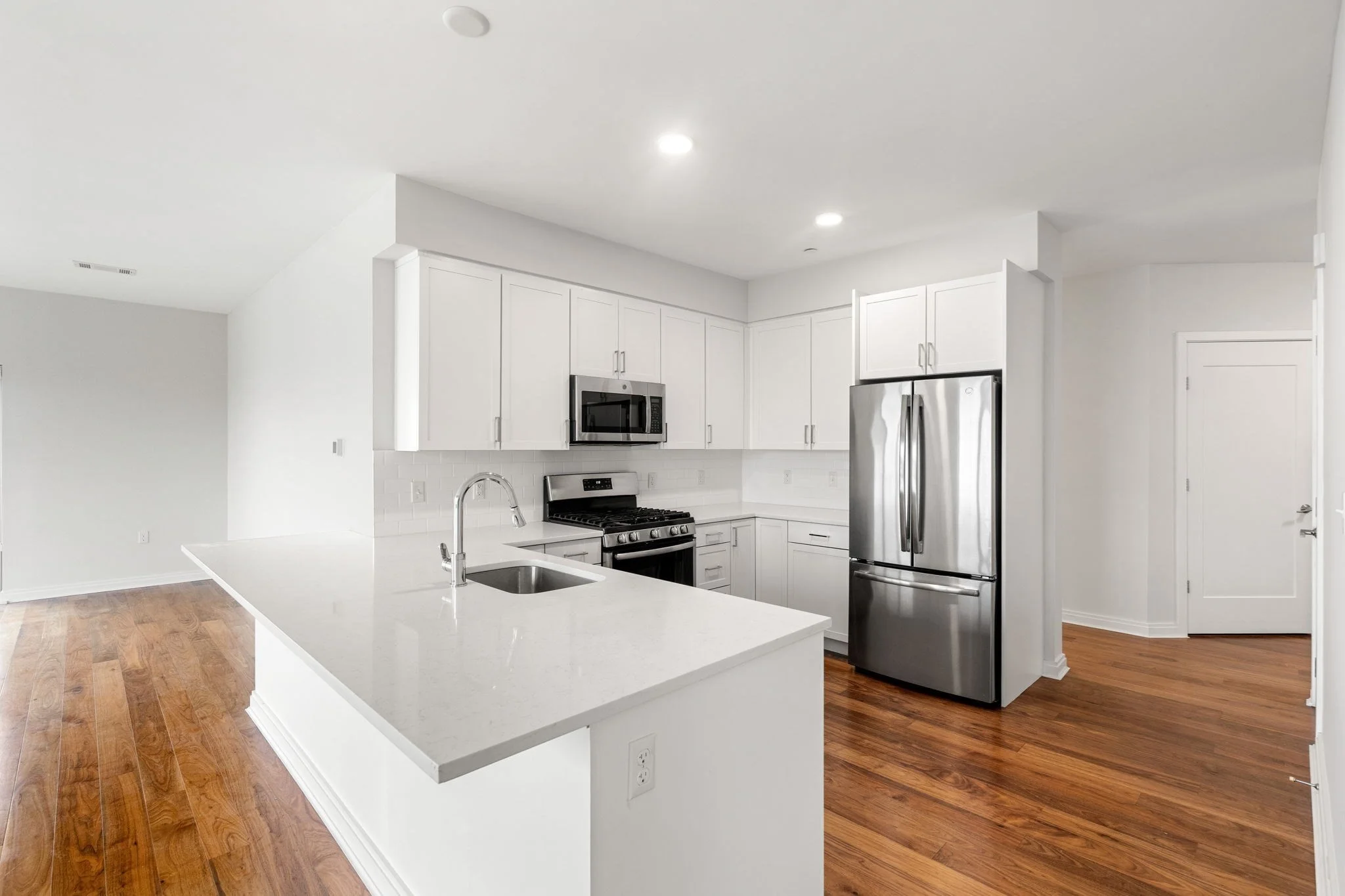 3 bed, 2 bath apartment for rent at 3531 Washington St Unit 327, Jamaica Plain — photo 8 of 33