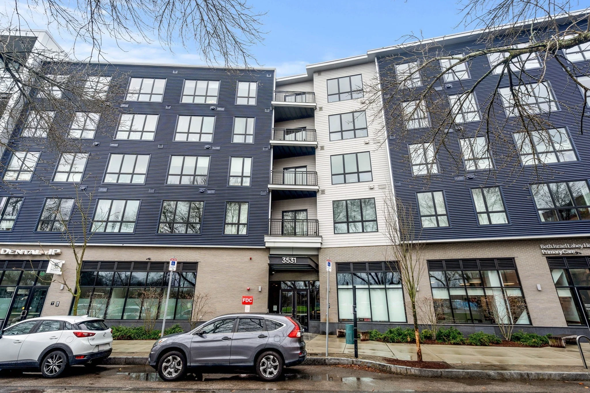 3 bed, 2 bath apartment for rent at 3531 Washington St Unit 327, Jamaica Plain — photo 3 of 33