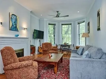 1 bed, 1 bath apartment for rent at 354 Beacon St Unit 5, Back Bay — photo 1 of 7