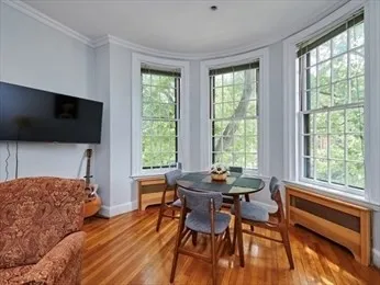 1 bed, 1 bath apartment for rent at 354 Beacon St Unit 5, Back Bay — photo 3 of 7