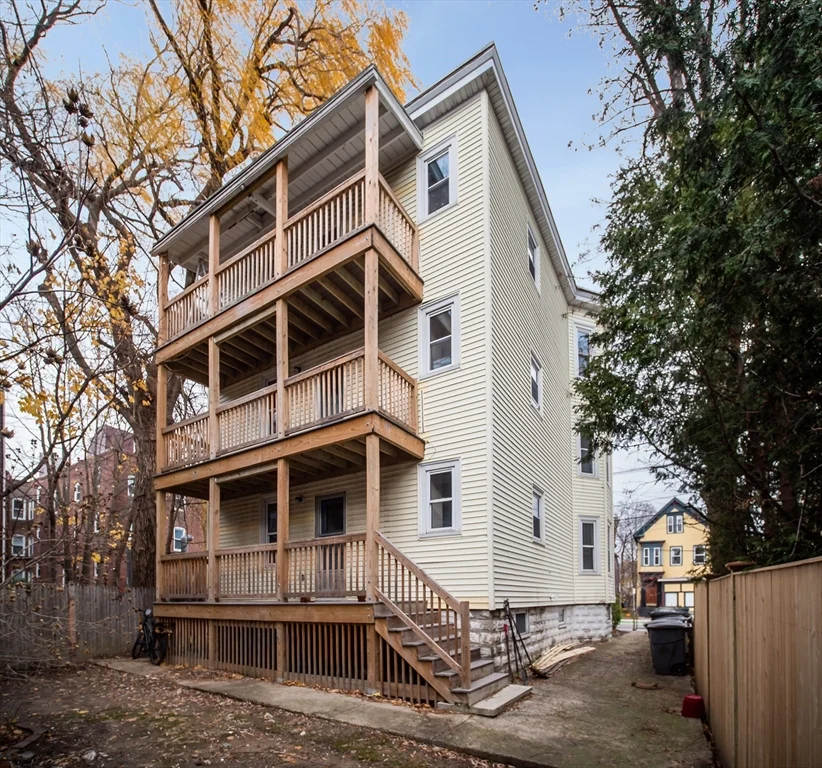3 bed, 1 bath apartment for rent at 354 Beacon Unit 2, Porter Square — photo 30 of 32