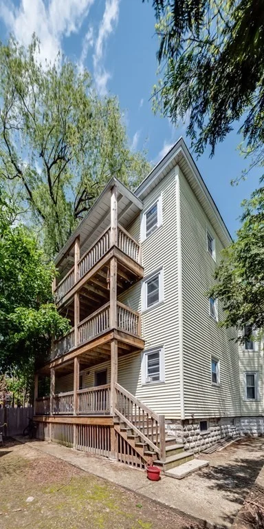3 bed, 1 bath apartment for rent at 354 Beacon Unit 2, Porter Square — photo 25 of 32