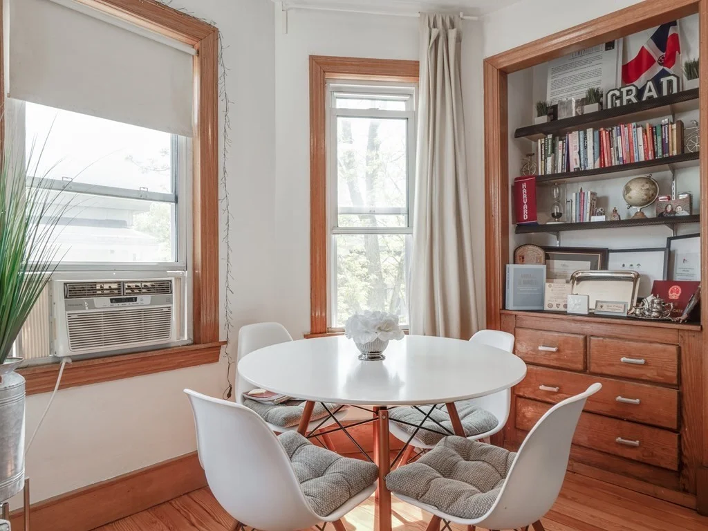 3 bed, 1 bath apartment for rent at 354 Beacon Unit 2, Porter Square — photo 4 of 32