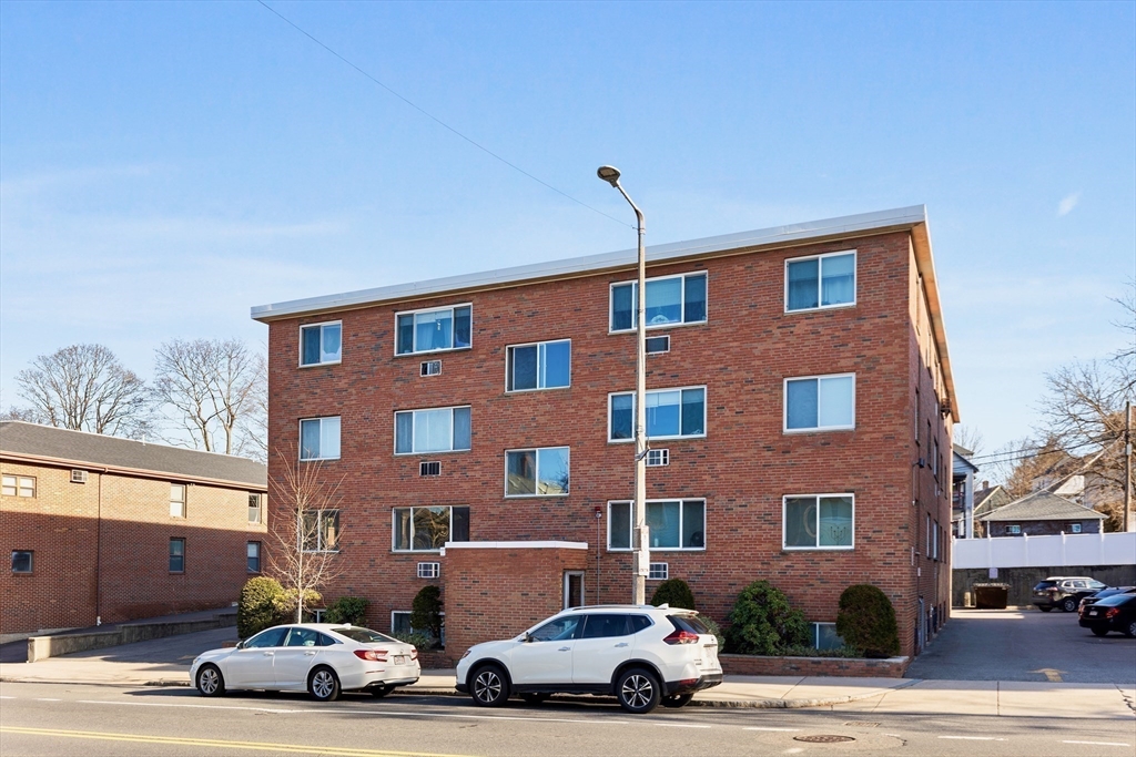 1 bed, 1 bath apartment for rent at 354 Market St Unit 4, Brighton — photo 10 of 10