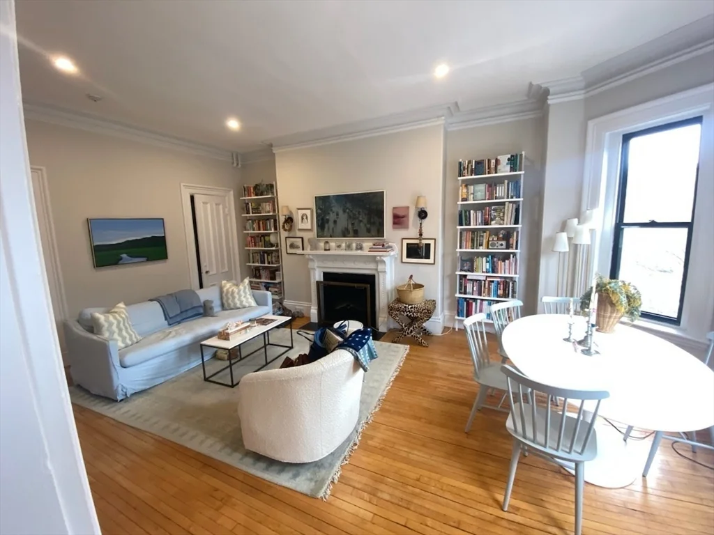 1 bed, 1 bath apartment for rent at 354 Marlborough St Unit 2, Back Bay — photo 2 of 10