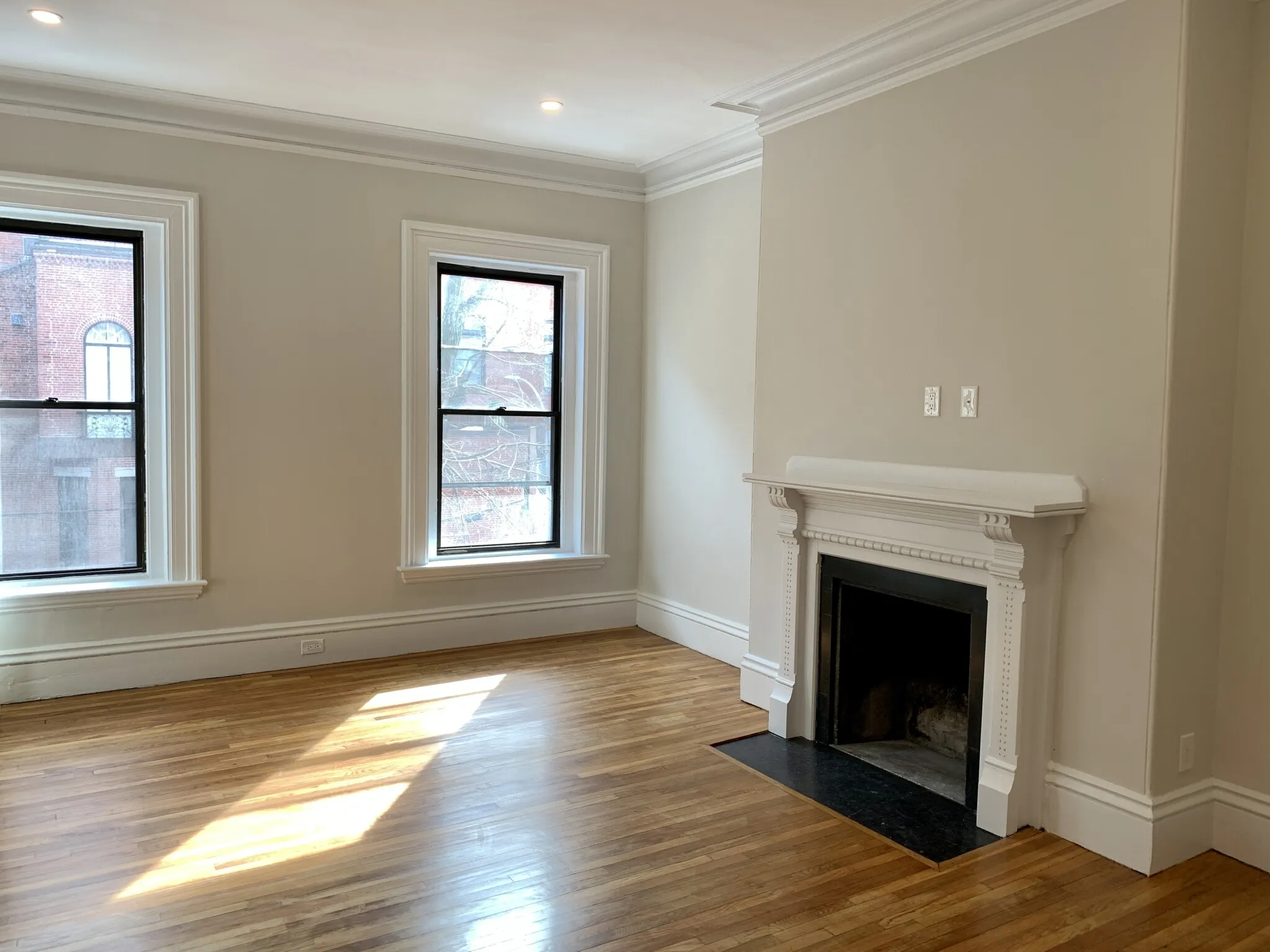 1 bed, 1 bath apartment for rent at 354 Marlborough St Unit 2A, Back Bay — photo 2 of 7