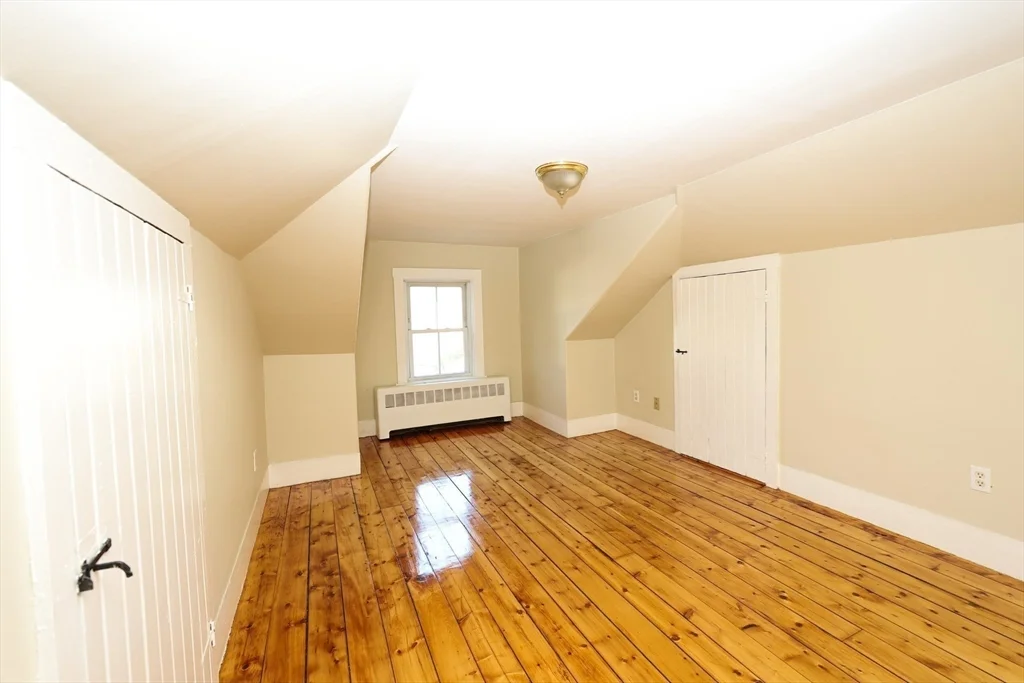 3 bed, 1 bath apartment for rent at 354 Pond St Unit 354, Braintree — photo 13 of 28
