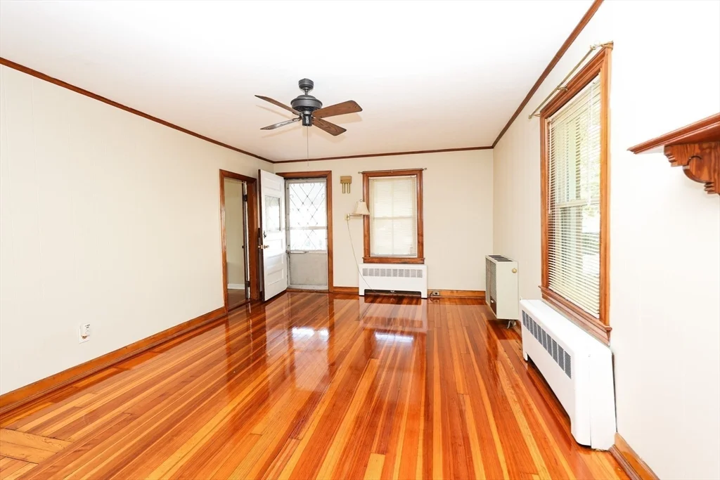 3 bed, 1 bath apartment for rent at 354 Pond St Unit 354, Braintree — photo 7 of 28