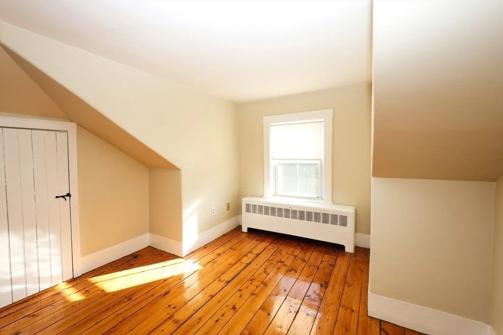 3 bed, 1 bath apartment for rent at 354 Pond St Unit 354, Braintree — photo 15 of 28