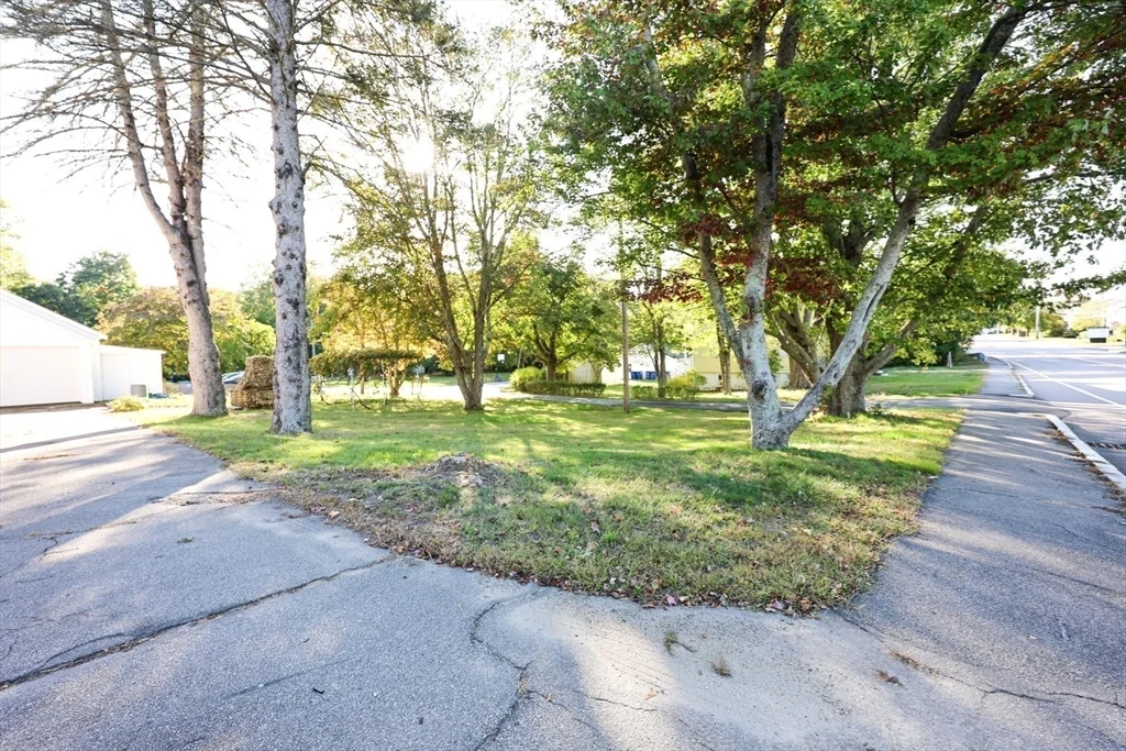 3 bed, 1 bath apartment for rent at 354 Pond St Unit 354, Braintree — photo 28 of 28