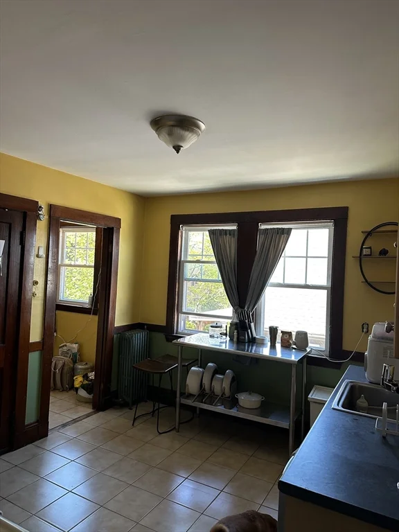 2 bed, 1 bath apartment for rent at 354 Savin Hill Ave Unit 3, Dorchester — photo 8 of 14