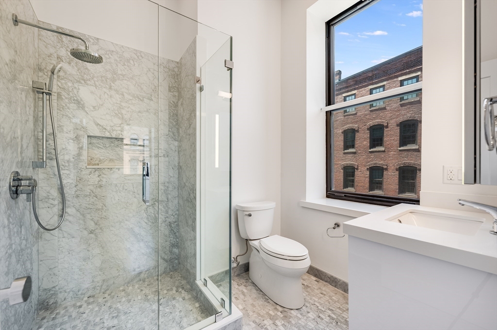 4 bed, 3 bath apartment for rent at 355 Congress Unit PH2, South Boston — photo 34 of 35